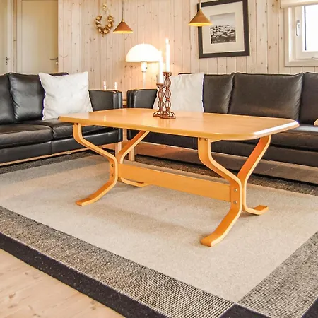 Nice In Hvide Sande With Kitchen
